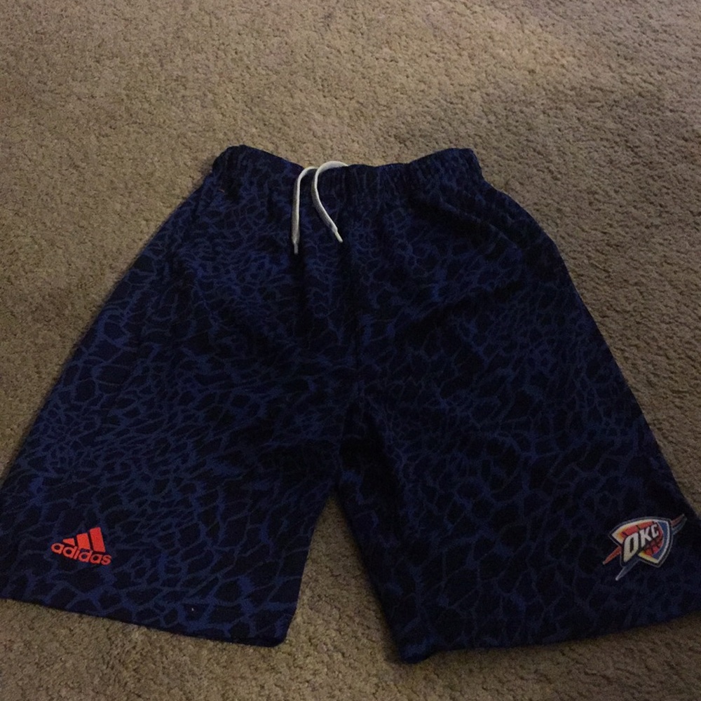 Boys adidas, OKC thunder shorts
